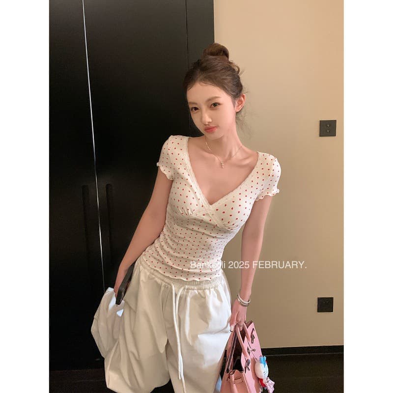 Love Print Short Sleeve Lace T-Shirt for Women Summer New V-Neck Slim Fit Simple Sweet Short Top