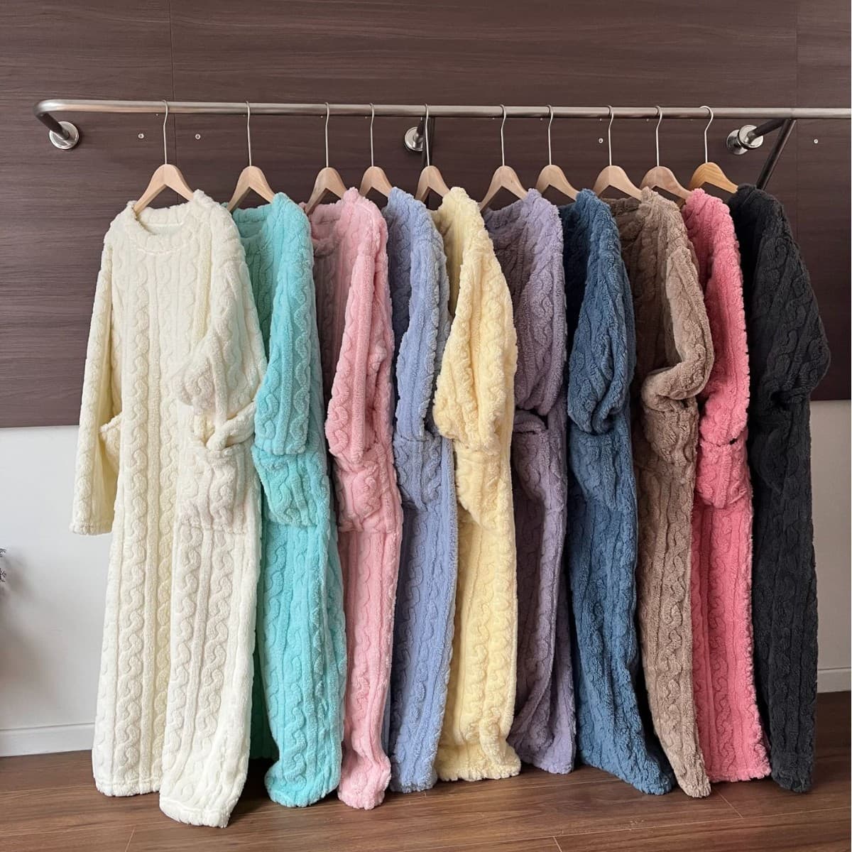 Original Real Shot Walking Quilt Coral Fleece Jacquard Robe Winter Sleepwear Homewear Nightgown