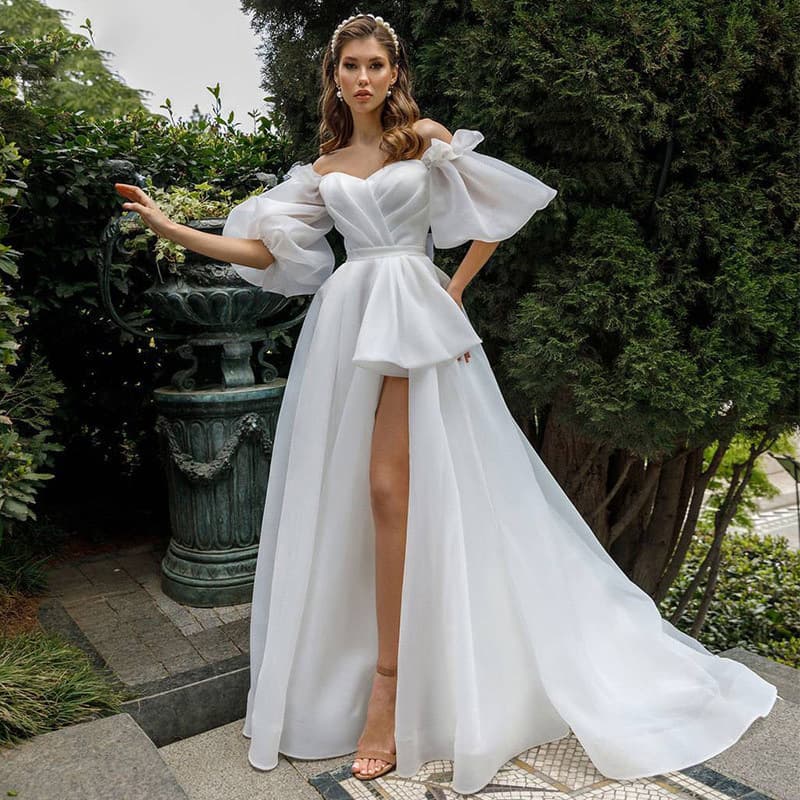High-End One-Shoulder French Vintage Hepburn-Style Wedding Dress with Design Sense for Cross-Border Light Wedding Gown and Evening Gown