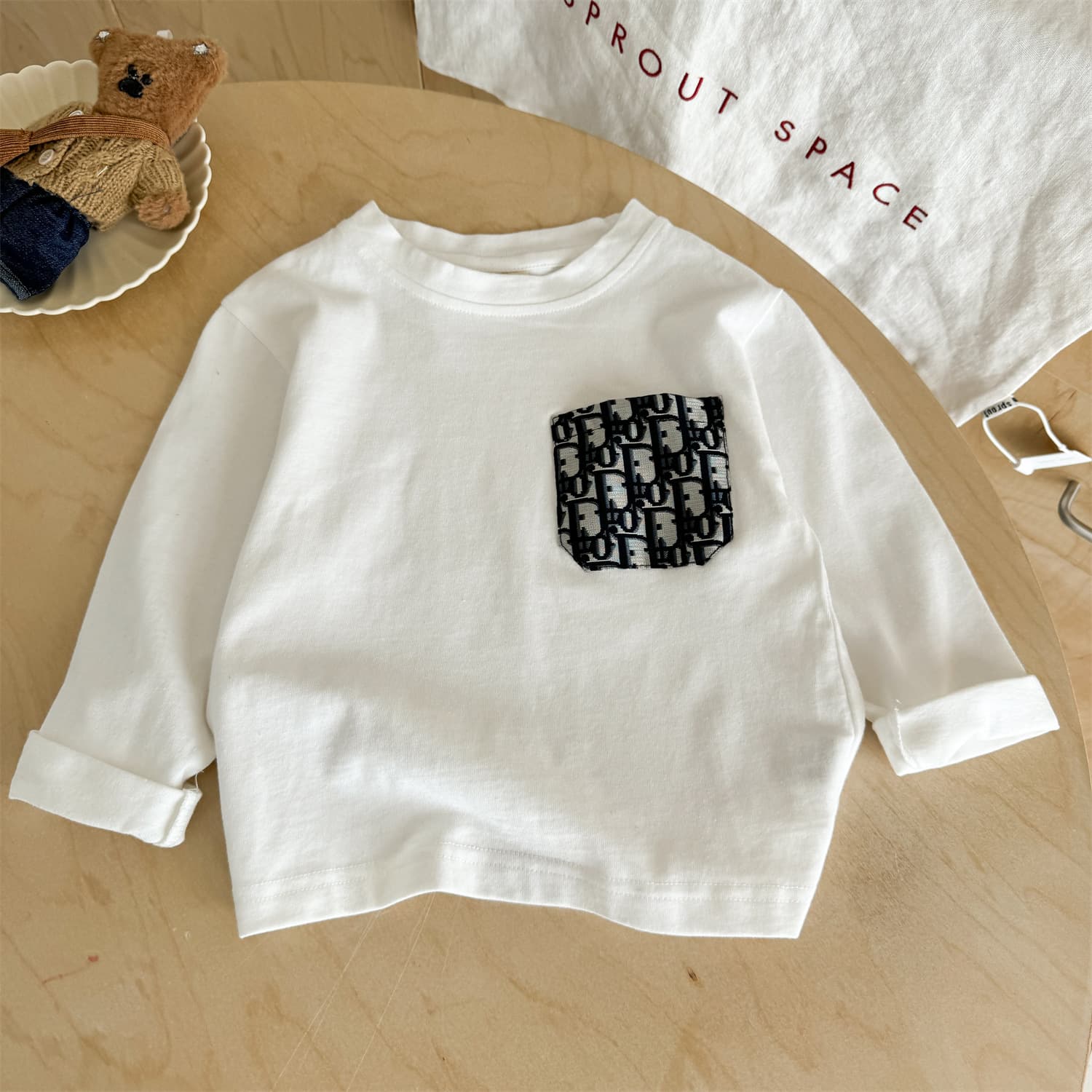 Children's long-sleeved T-shirt autumn boys' Japanese presbyopic letter T baby children's fashionable bottoming shirt children's tops cross-border