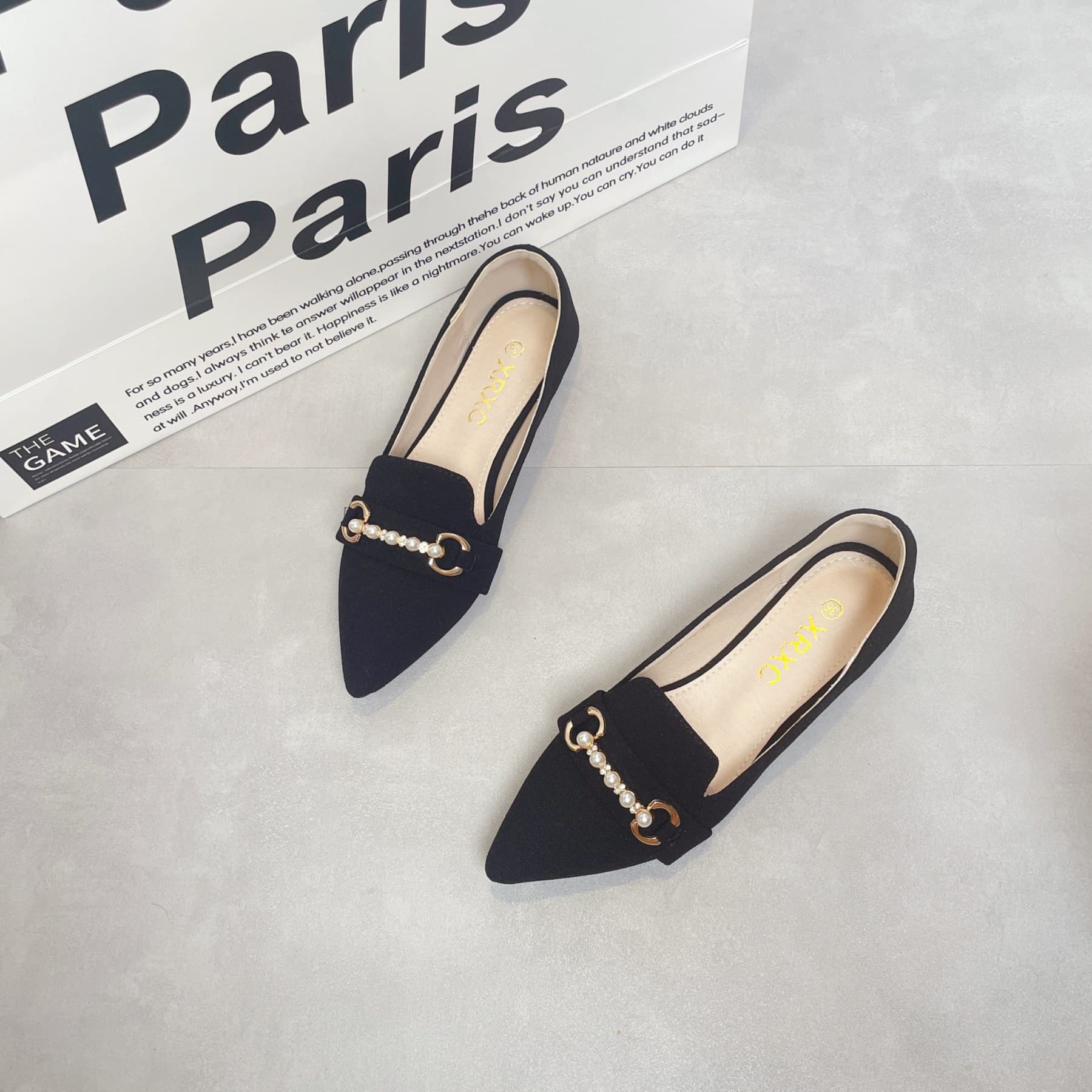 Elegant Black Pointed-Toe Women's Shoes Soft-Soled Spring 2024 New Style Office Work Shoes Cotton Knit Casual Shoes For Adults