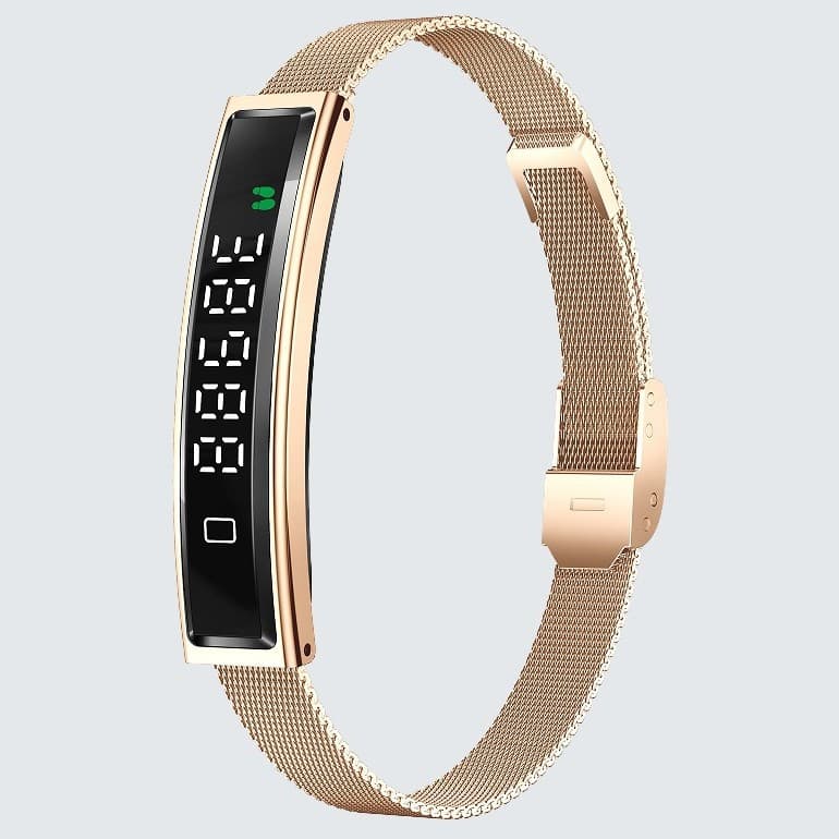 The new cross-border B3 smart bracelet/bangle features 24-hour heart rate and blood pressure monitoring, remote control for taking photos, call reminders, and deep waterproofing.