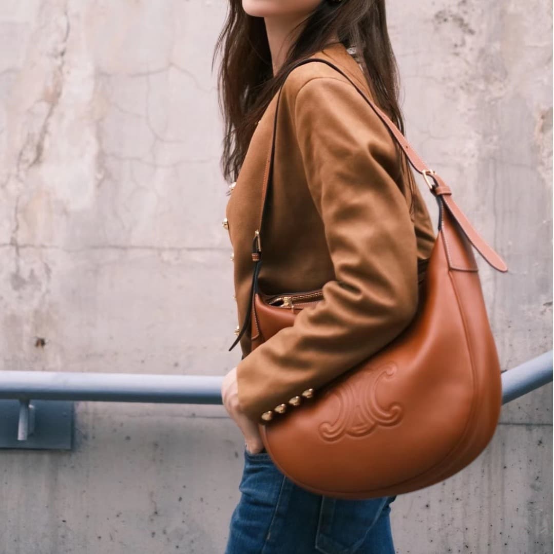 2024 New Triumph Arch Moon Bag Large Capacity Commuter Underarm Bag Vintage Crossbody Versatile Shoulder Bag