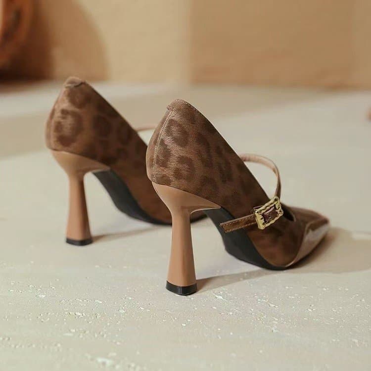 Original High-Quality Fresh Style Pointed-Toe Shallow Slip-On Elastic Back-Strap Thin Heel Super High Heel Sexy Large Size Sandals