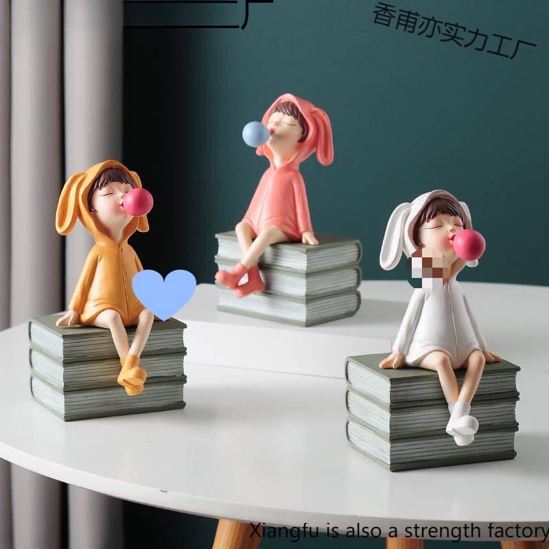 Modern Creative Decorative Figurine for Living Room, Bedroom, Cute Desktop Ornament, Home Decor, Birthday Gift for Girls