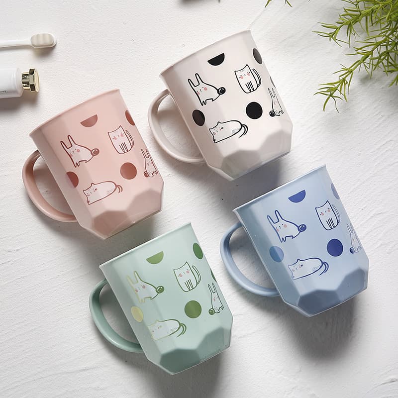 Plastic Rinse Cup Toothbrush Cup Children's Tooth Cup Creative Cute Couple Toothbrush Cup
