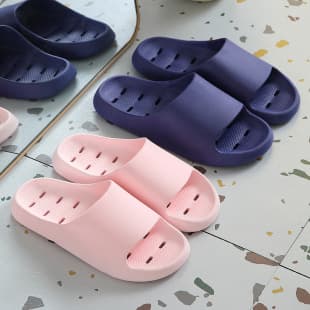 Bathroom Slippers, Hollow Water-Draining Quick-Dry Indoor Home Odor-Resistant Anti-Slip Quiet Soft Sole Men's and Women's Shower Slippers
