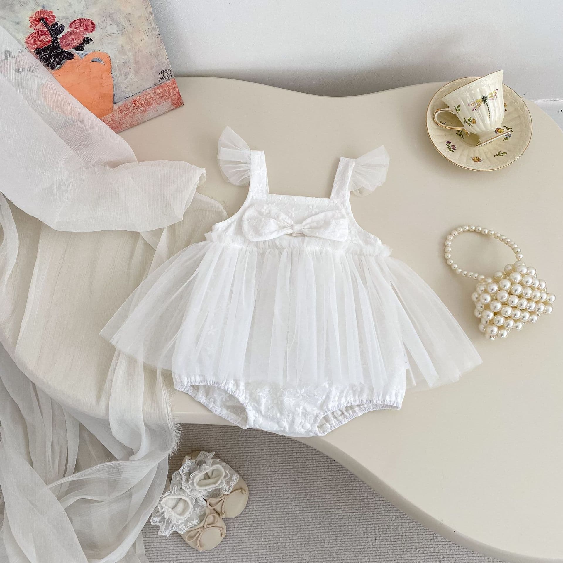 Baby Summer Mesh Harness New Sweet Bow Princess Flying Sleeve Covered Dress Dress Baby Girl One Year Old Clothing Summer
