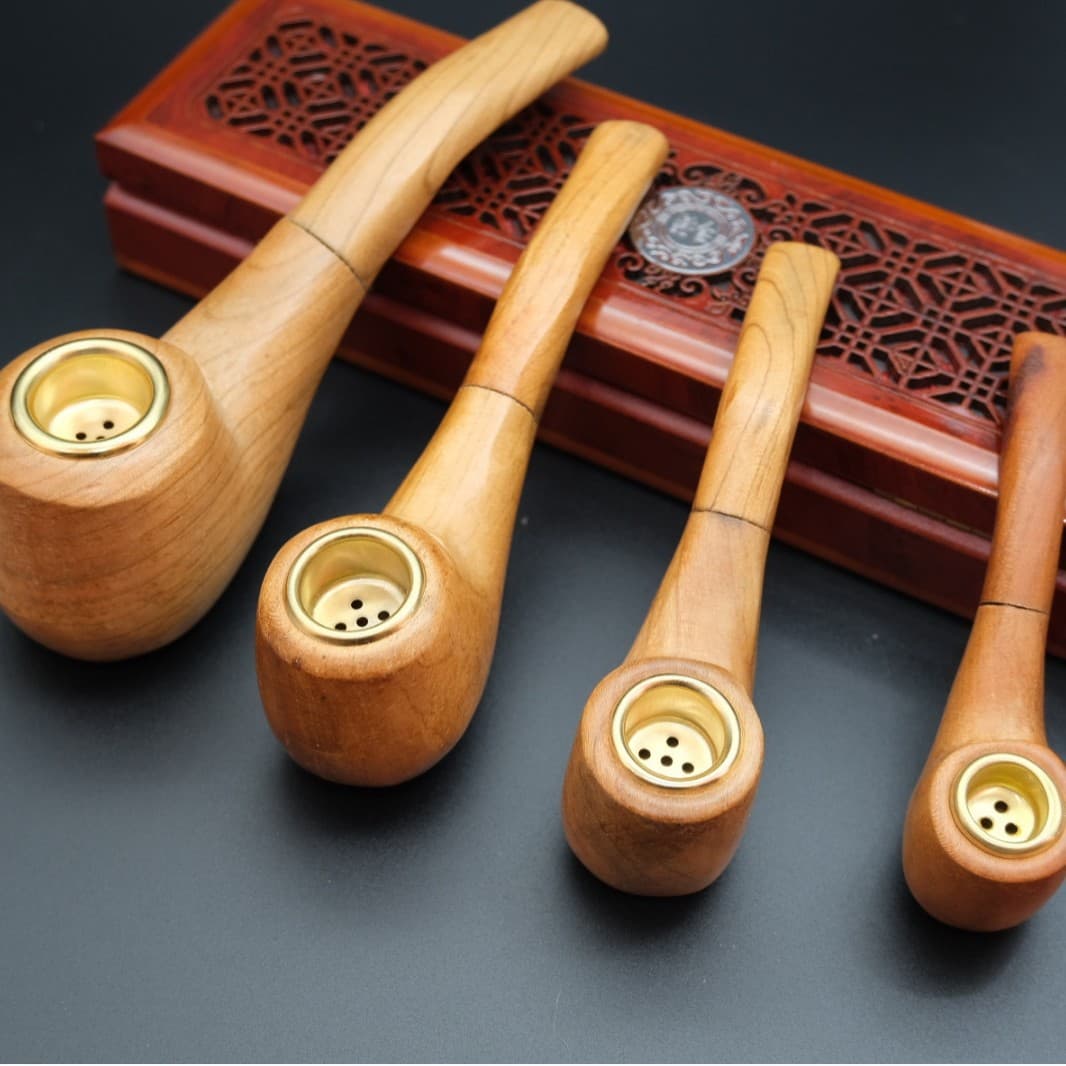Factory direct classic curved portable retro old-style wooden tobacco pouch men's solid wood pipe