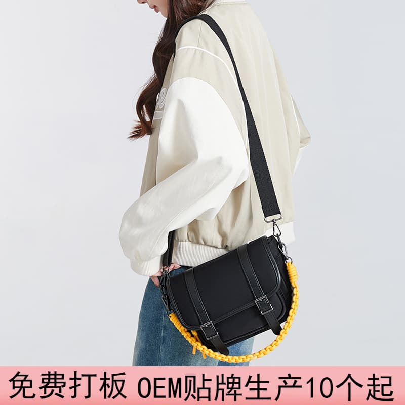 Crossbody Bag Oxford Cloth Women's 2026 New Trendy Messenger Bag Shoulder Bag Fashion Versatile Camera Bag