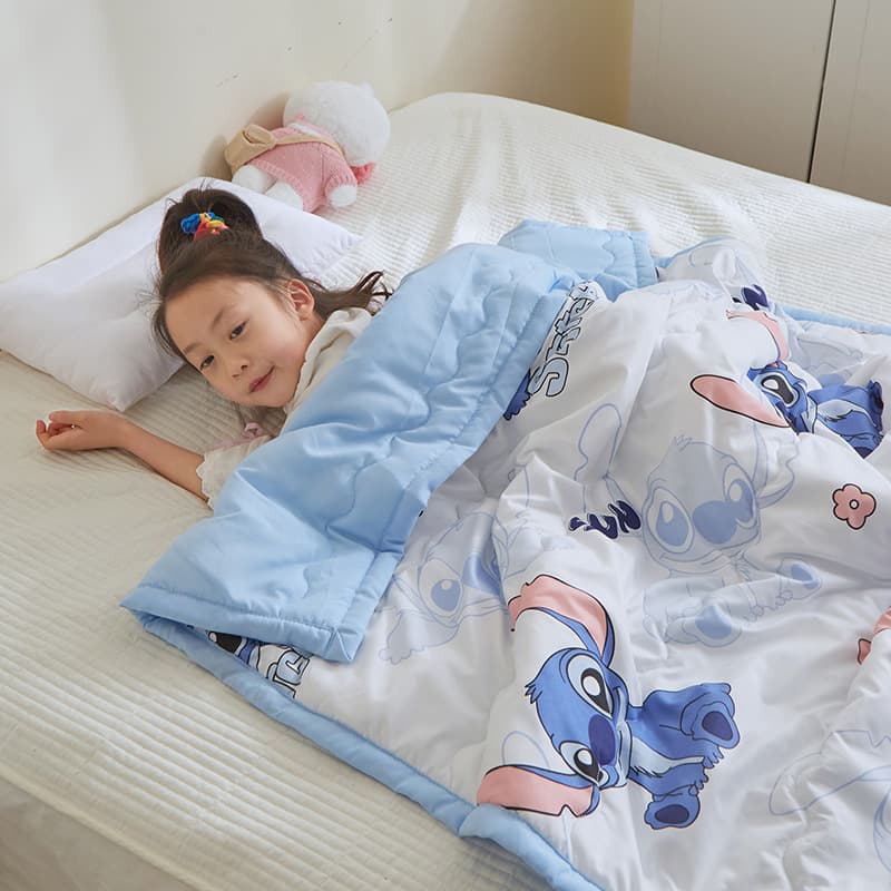 Disney Children's Summer Quilt Lightweight Summer Blanket for Kindergarten Nap Time Cartoon Washable Cotton Soft