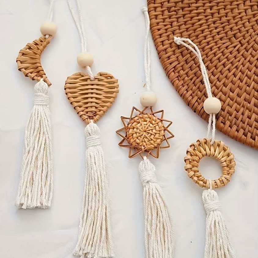 Cross-border bohemian retro handmade straw and rattan woven cotton rope tassel wall hangings children's room balcony decorations