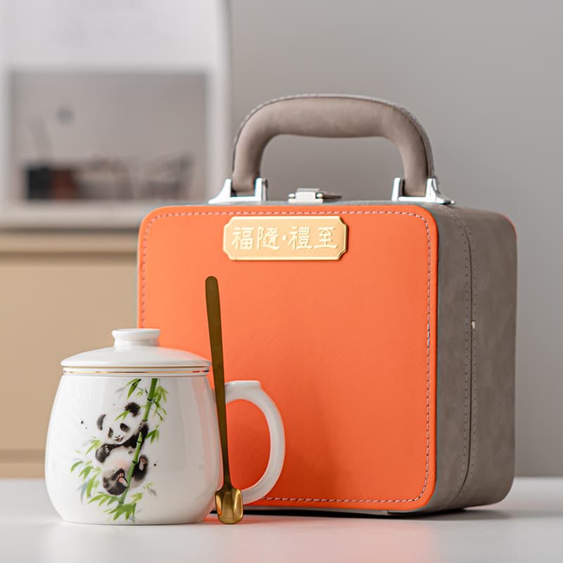 Dehua Suet Jade Porcelain Gold Three-Piece Set Panda Office Cup with Lid Tea Water Separation Bubble Cup Personal Cup