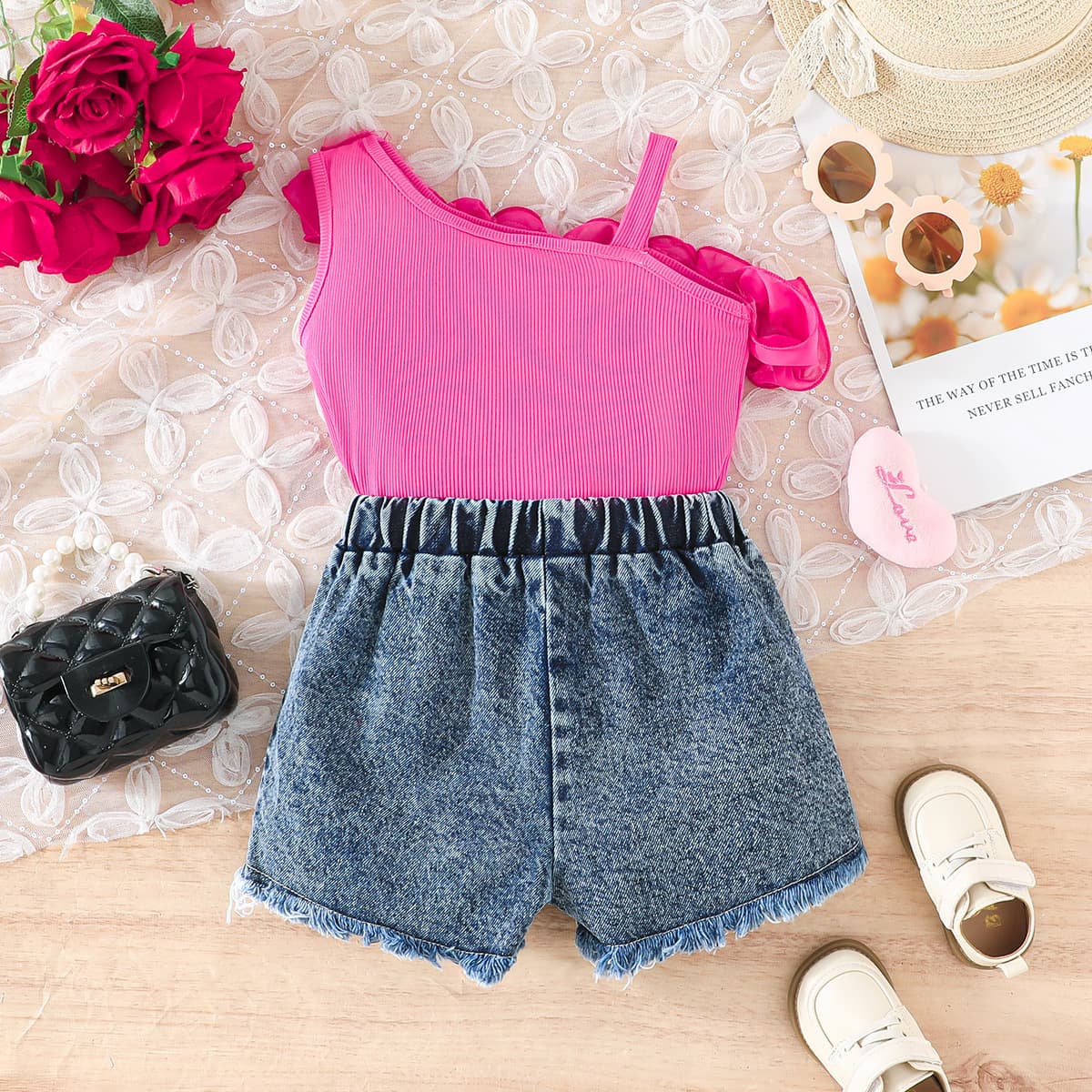2026 New Girls' Ruffled One-Shoulder Tank Top + Heart Print Denim Shorts Set