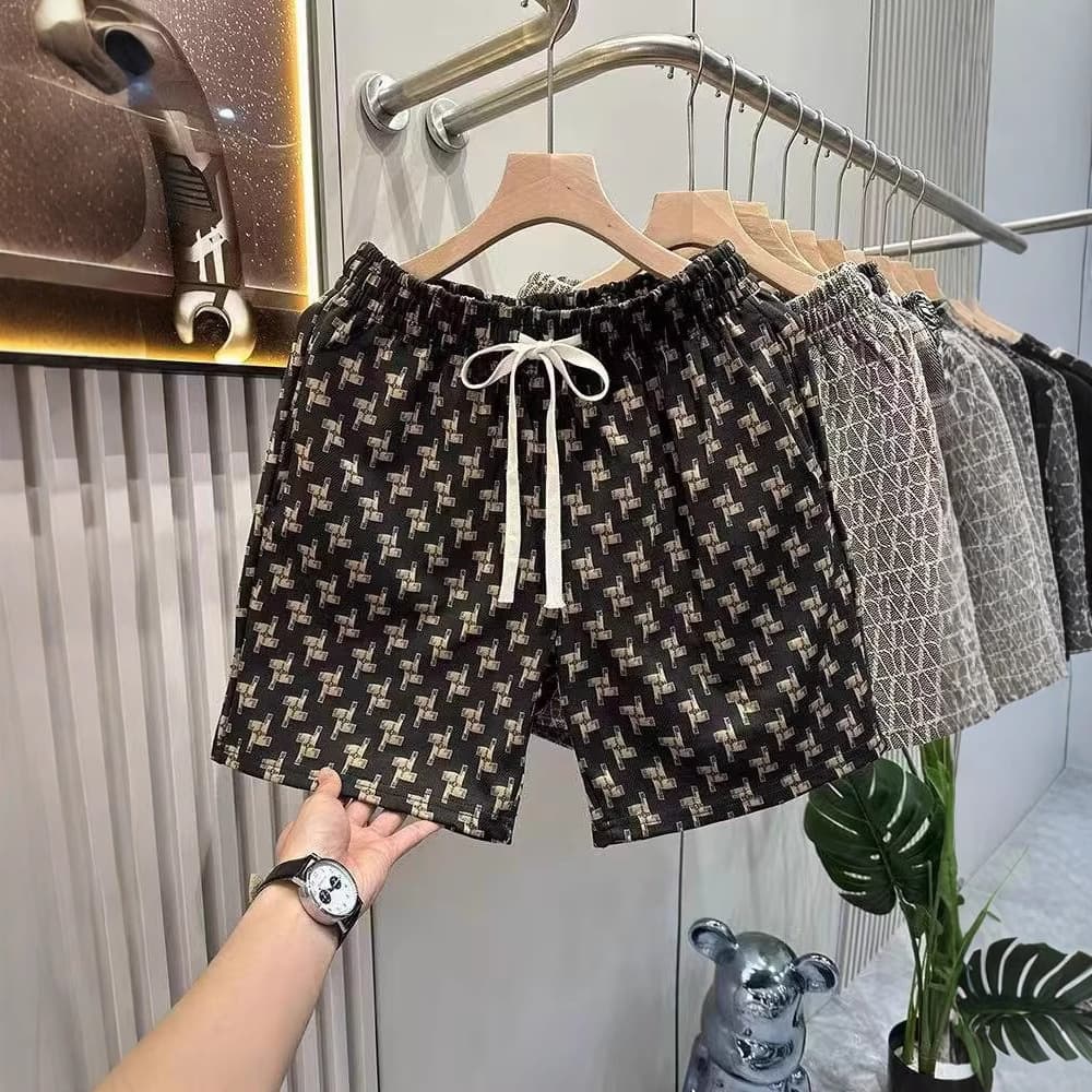 Light Luxury Trendy Brand Shorts for Men, Loose Four-Point Beach Shorts, Vintage Casual Pants, Summer Sports Shorts