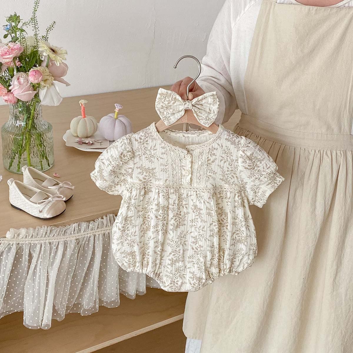 Baby girl summer skirt with floral bubble short-sleeved harem thin full-month baby pure cotton princess one-year-old crawl suit