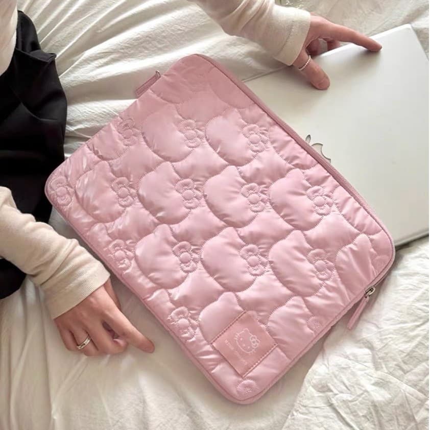 KAZUM Cute Hello Kitty Laptop Sleeve for 11/13/15-inch iPads and Tablets (Korea)