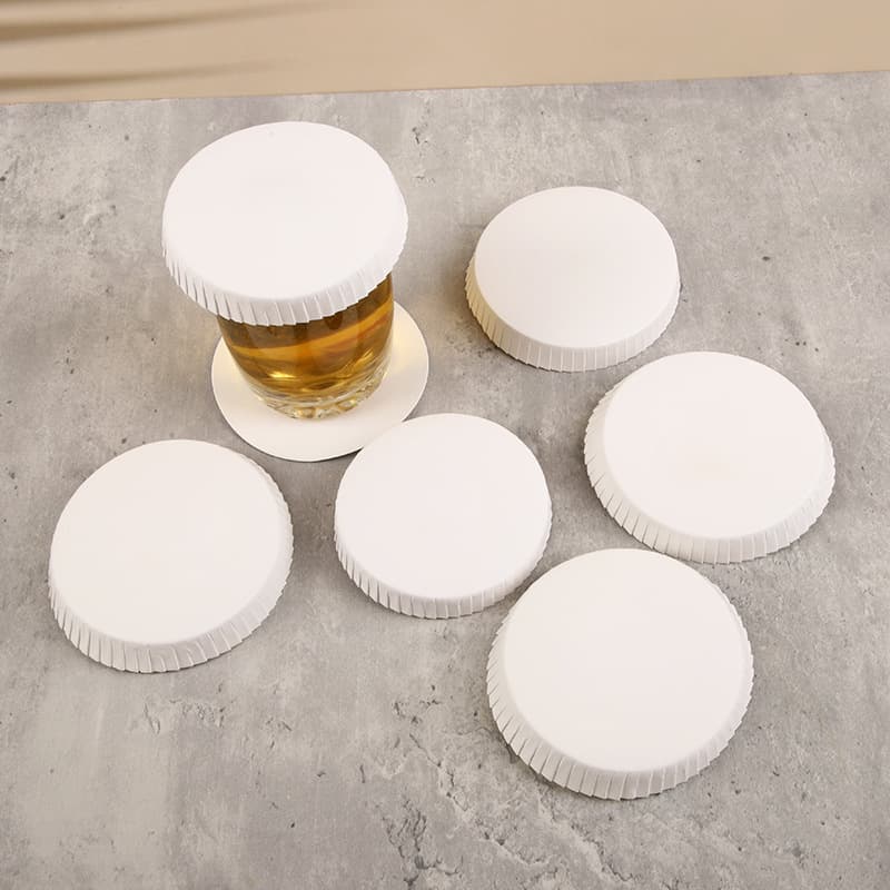 Whiteboard disposable cup lids for hotels, guesthouses, B&Bs, restaurants, nail salons, and teahouses.