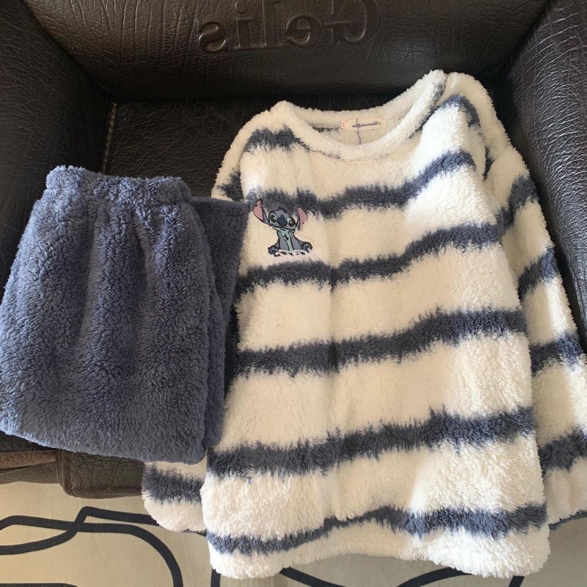 Men's Autumn/Winter Coral Fleece Pajamas Youth Round Neck Cartoon Casual Sports Thermal Homewear Set