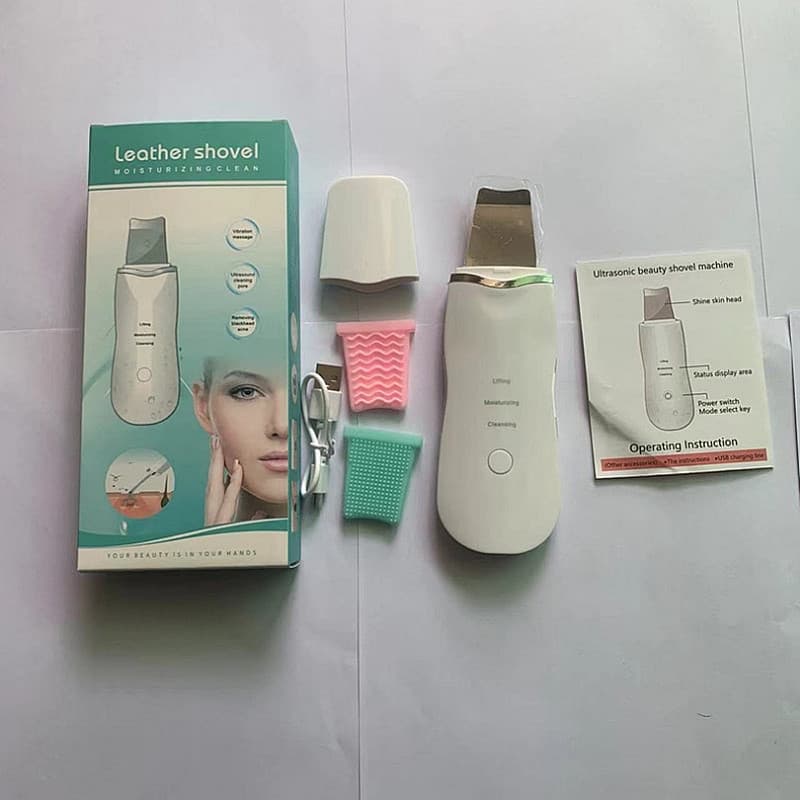 Ultrasonic skin scraper, blackhead remover, facial cleansing device for removing blackheads and whiteheads, pore cleaner, beauty instrument.