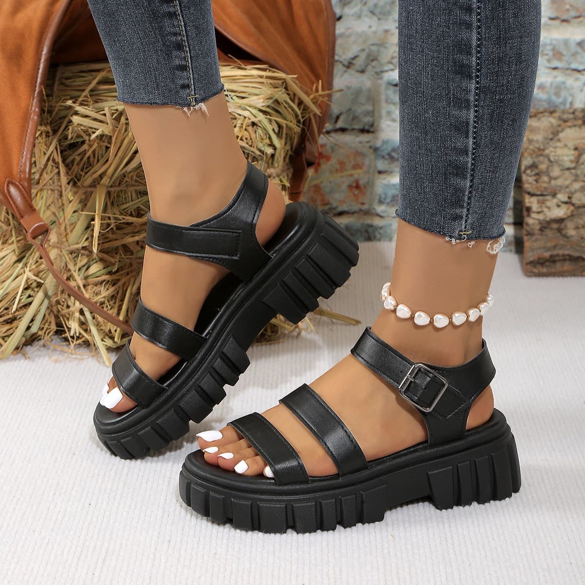 2026 New Chunky Roman Sandals Summer Thick Sole Plus Size Cross-border Beach Sandals Women Comfortable Open Toe Sandals 43