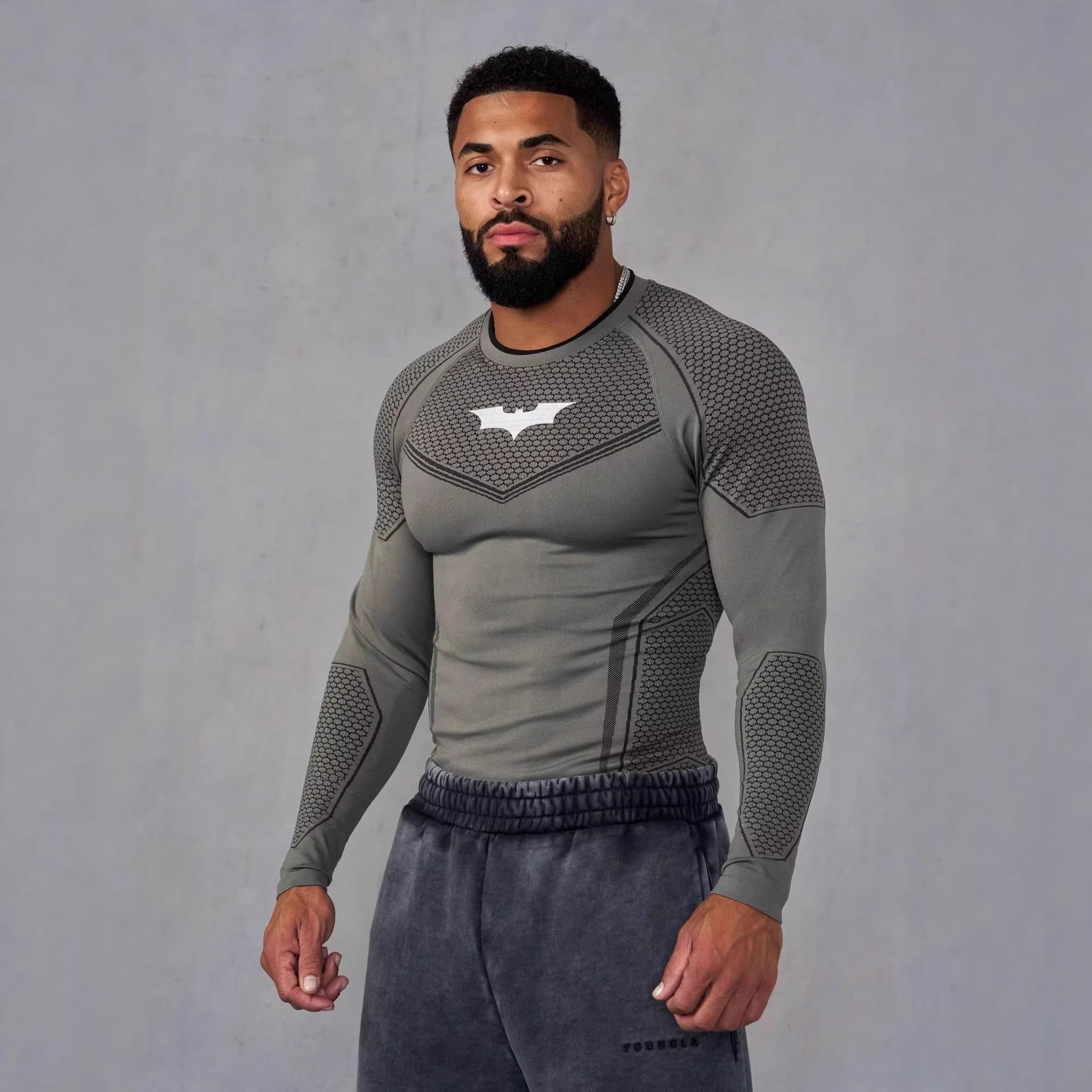 YOUNGLA x Batman Men's Long Sleeve Jogger Athletic Fitness Quick-Dry Breathable Stretch Compression Training Top