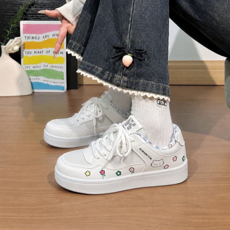 KT Cat White Shoes for Women 2026 Summer New Korean Style Thick Sole Chic Breathable Casual Sneakers