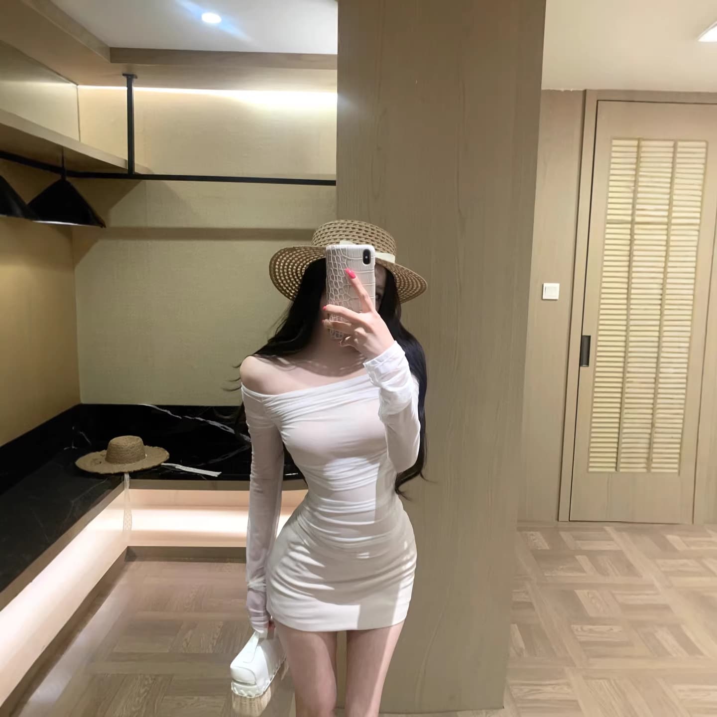Premium Light Luxury Socialite Style 2026 Spring New One-Shoulder Ruffled Tie-Front Slimming Dress for Women