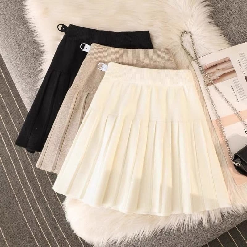 Maternity Midi Skirt for Fall/Winter 2025 New Style, Non-Belly Support Pleated Skirt, Short Skirt for Spring/Autumn, Maternity Wear