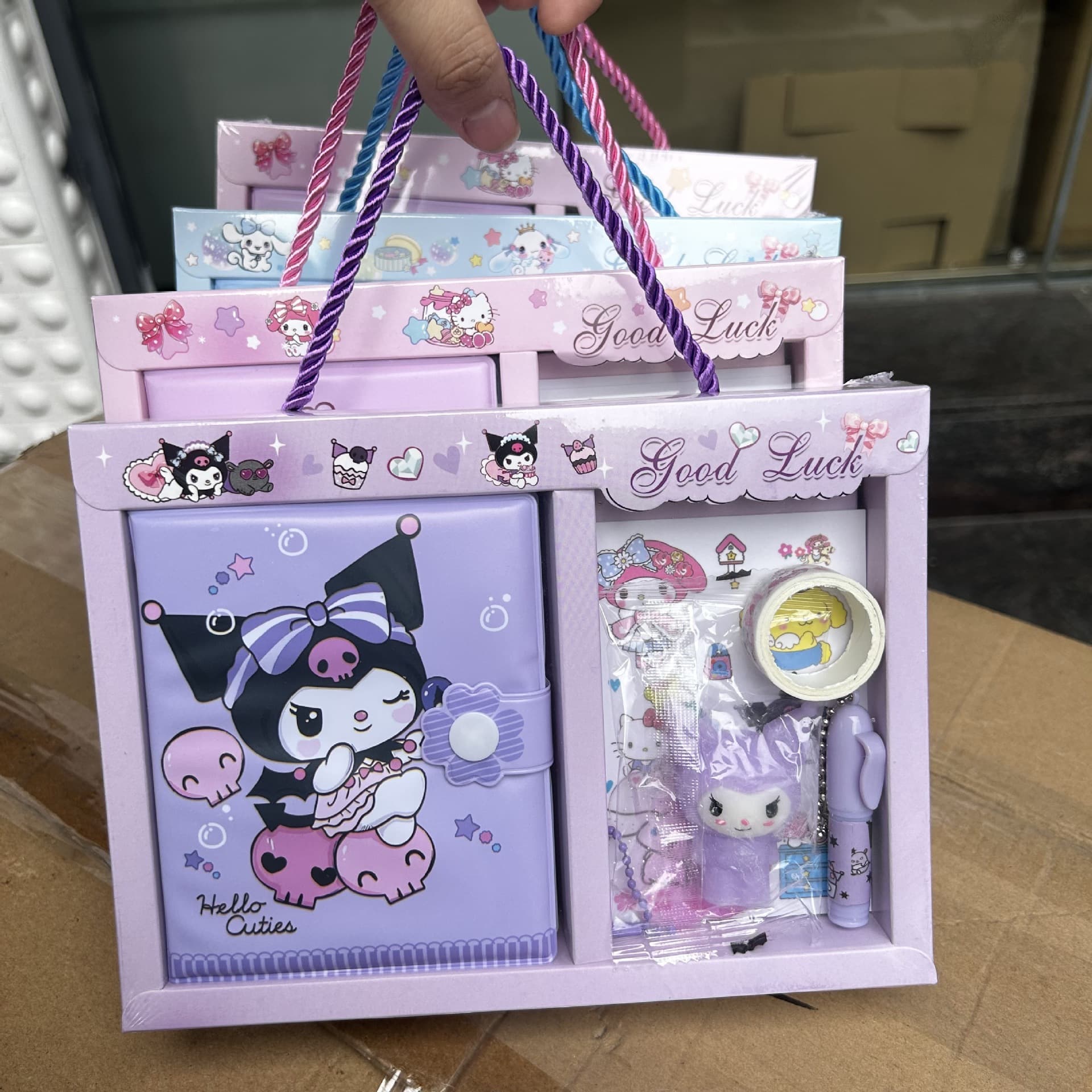Cute Cartoon Mini Handheld Scrapbook Gift Box for Elementary School Graduation or Kindergarten Birthday