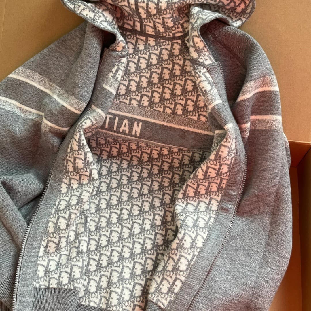 D High Version CD 2024 Autumn/Winter Reversible Monogram Letter Knit Cashmere Cardigan Coat Unisex