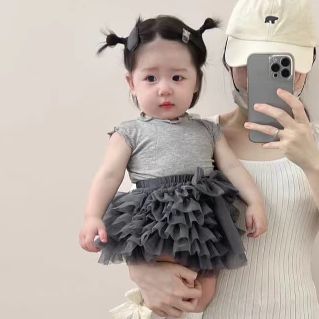 High-Quality Girls' Summer Tutu Skirt Set of Two, Premium Mesh Layered Cake Skirt with Cute Vest and Shorts, 2-Piece Outfit