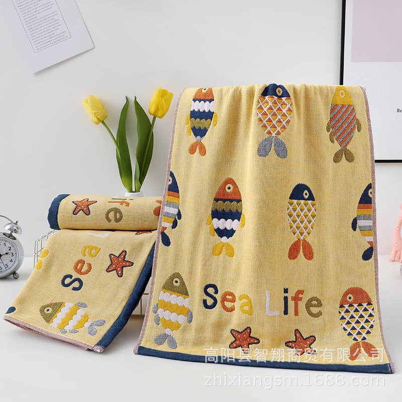 Zhiyang four-layer jacquard wicker bear gauze cotton face towel, soft and absorbent, factory direct wholesale.