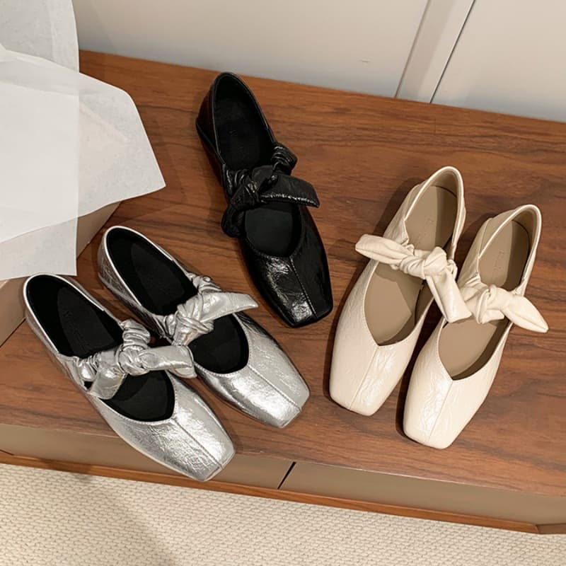 Flat Ballet Shoes for Women with Bow, One-Strap, Shallow Mouth, Square Toe Mary Jane Shoes, Spring and Summer Style, Sweet and Cool Ballet Flats