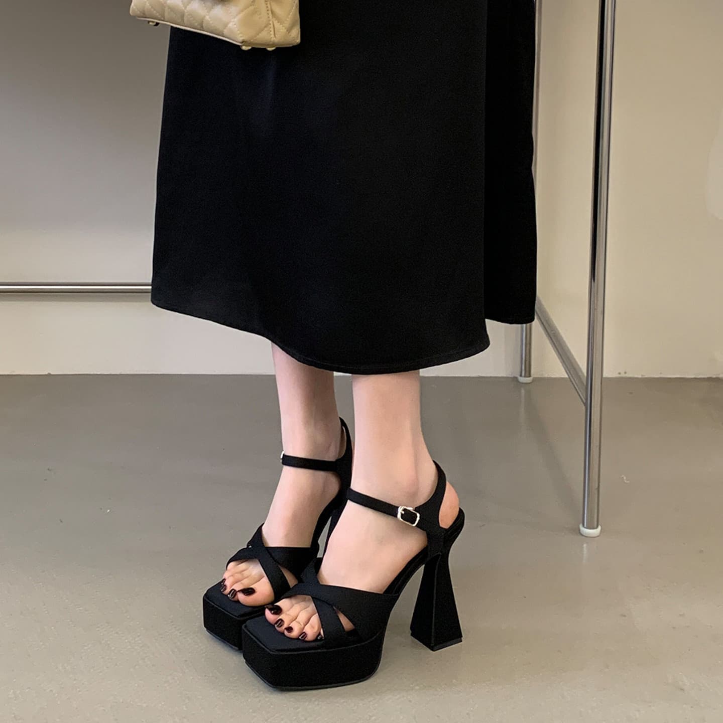 Petite Height-Increasing Women's Shoes 13cm Chunky Heel Sandals with Platform Ultra-High Heel Banquet Dress Shoes with One-Strap Buckle