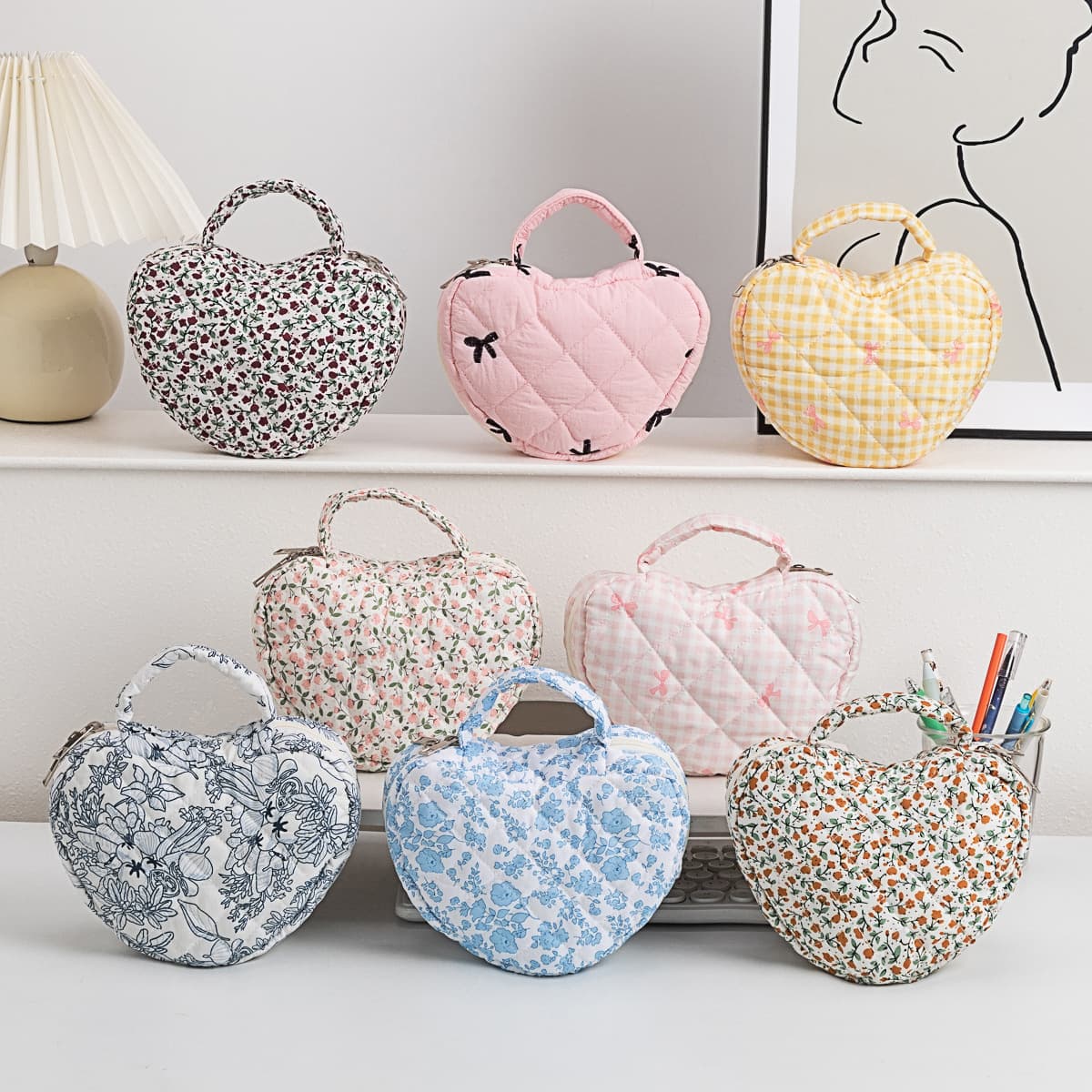 Portable women's cosmetic bag niche design large capacity floral storage portable quilted toiletry cosmetics storage bag