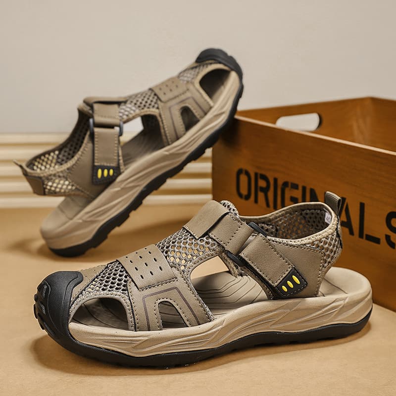 Beach shoes for men 2026 new summer breathable hollow genuine leather toe-cap sandals for men soft sole lightweight outdoor wading shoes