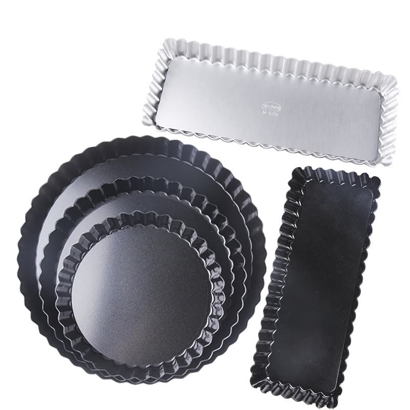 Daily Use Kitchen Dining Utensils / Cake Molds / Cake Molds