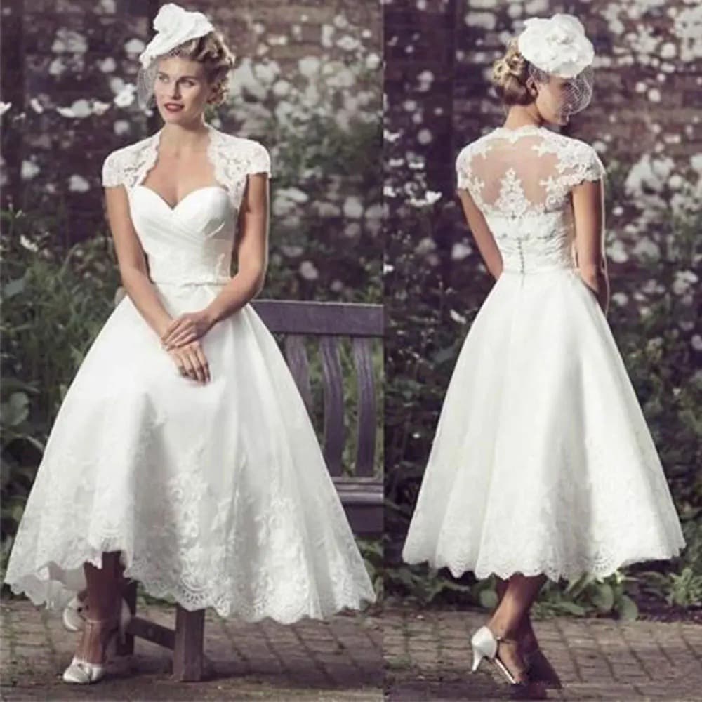 Wedding Dress 2026 New Bride Hepburn Wedding Forest Satin Train Viral TikTok V-Neck Lace Wedding Gown