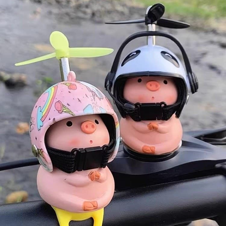 Cute Pig Electric Scooter Ornament Bamboo Dragonfly Motorcycle Decoration Car Accessory