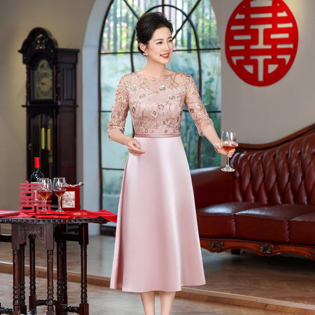 Improved, youthful, new summer style, elegant cheongsam dress, perfect for weddings, casual wear, and modern Chinese style.