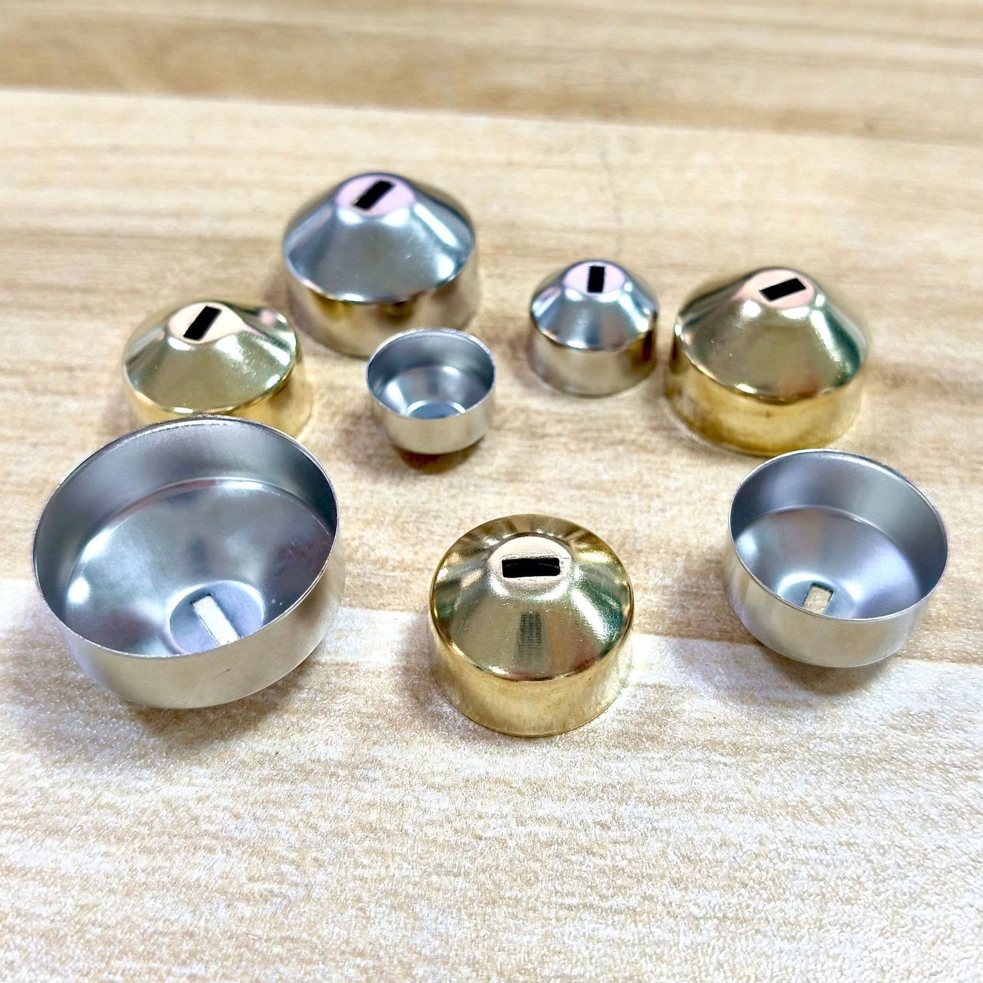 Christmas hardware accessories, Christmas tree glass ball, electroplated iron cap, card, ceramic ball, gift cover, PET lamp holder cover