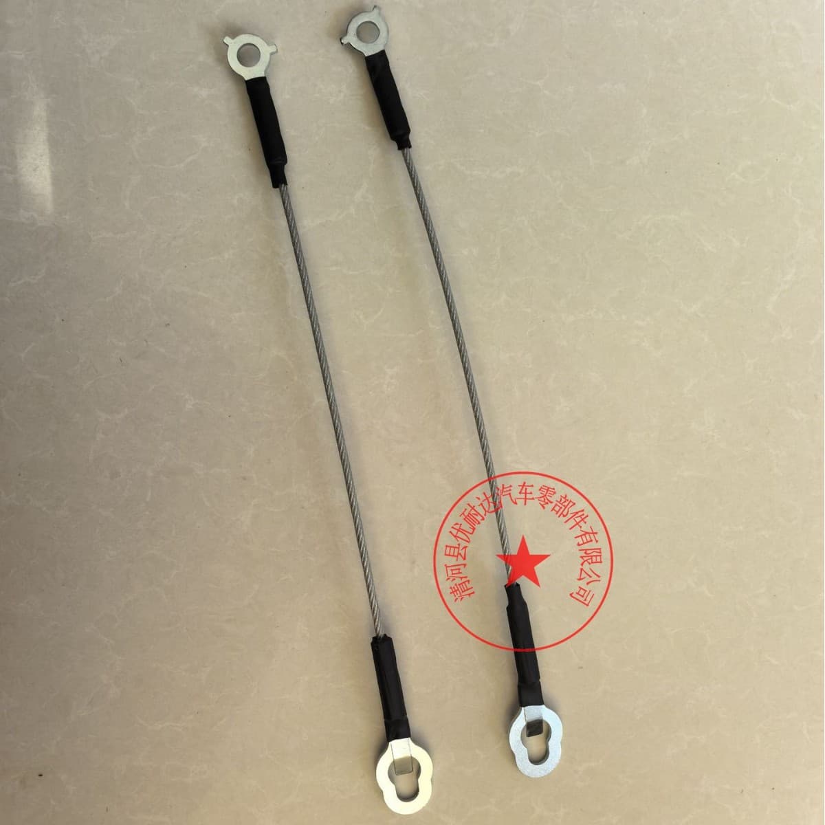 Supply F37Z-9943502-A suitable for Ford car tailgate cable