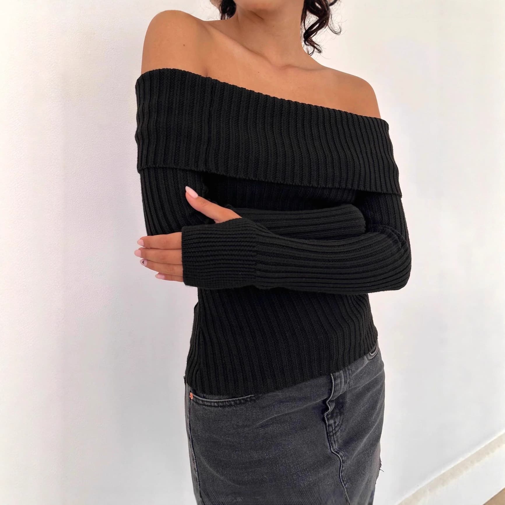 Amazon cross-border 2025 new sexy one-shoulder off-shoulder pit strip slim slim large lapel long-sleeved sweater for women