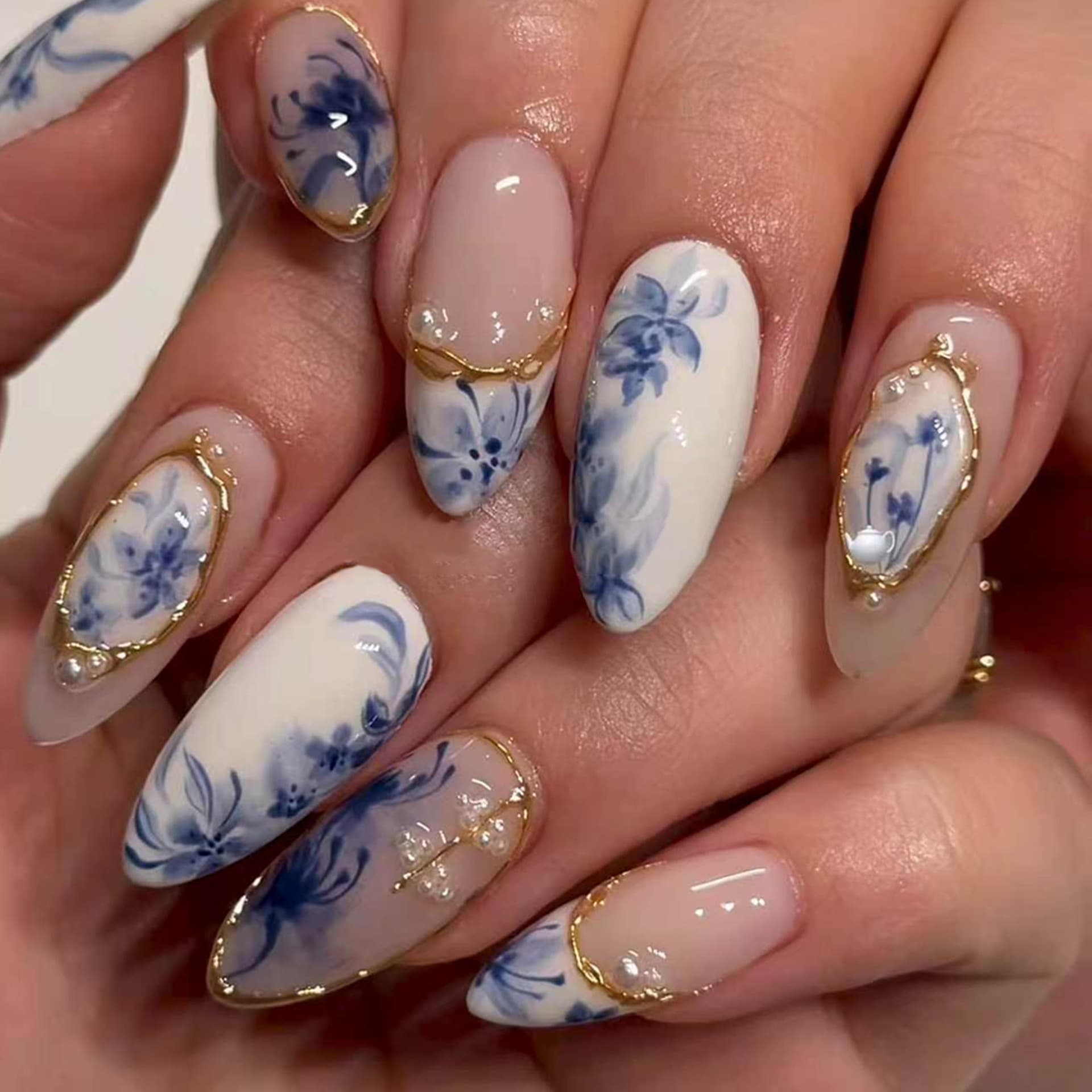 Lefan Manicure 3D Gilded New Chinese Style Blue and White Porcelain Wearable Nails Blue and White Ink Nails Fake Nails Wholesale