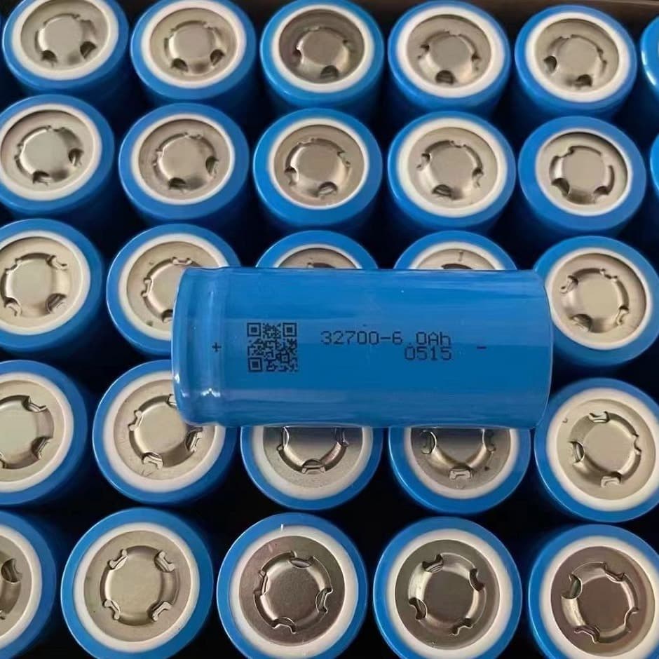 32700 lithium iron phosphate battery, 3.2V, 6000mAh, 5C power electric vehicle battery, starting power supply 32650.