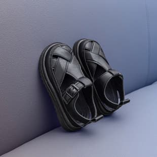 Boys' Sandals Closed Toe 2026 Summer New Children's Genuine Leather Hollow Shoes Boys' Roman Sandals Middle Big Child Summer Shoes