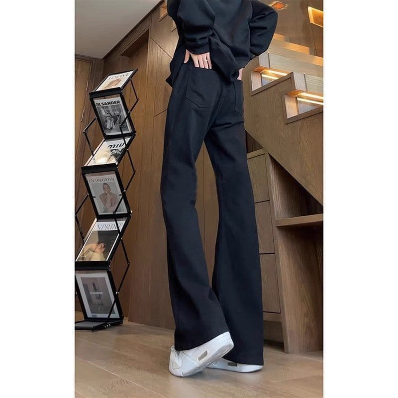 2025 cleanfit black curved blade micro-flare jeans for men, American vibe pants, tall slim straight-leg trousers