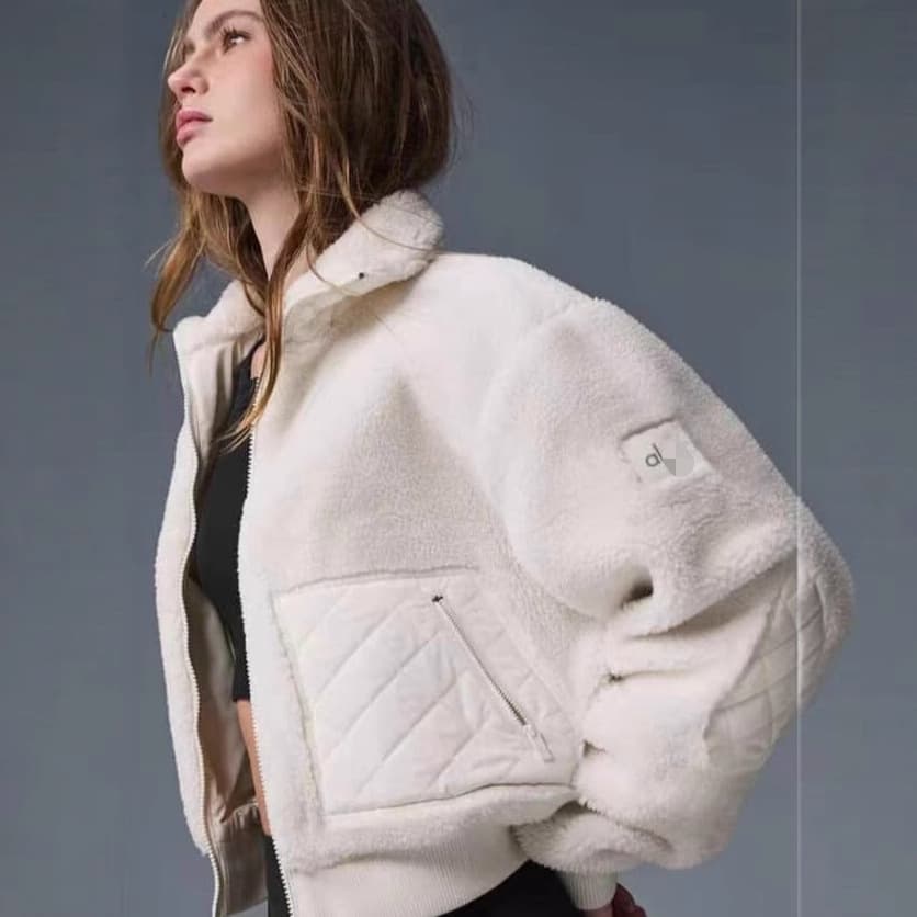 ALO® 25 Lambswool Flight Jacket, Short, Loose, Comfortable, Trendy Casual Jacket