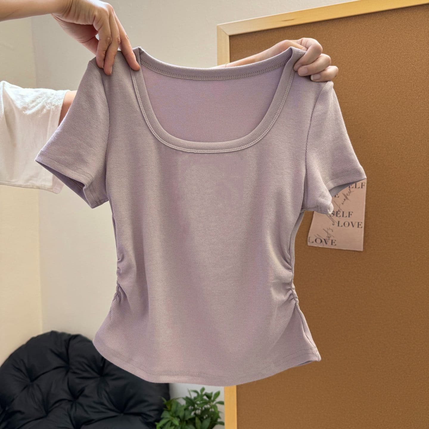 Square collar, right shoulder, short-sleeved T-shirt for women, summer slim-fitting Korean style inner layering shirt, short pleated waist half-sleeved top